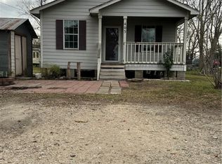 403 Hoover St, Edna, TX 77957