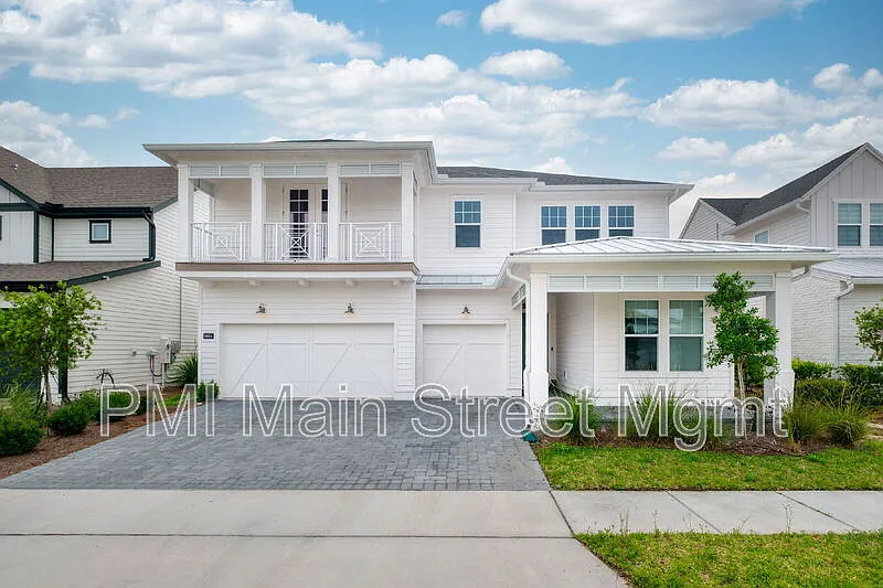 5 bed, 3.5 bath, 3287 sqft, $4,247 — Photo 2