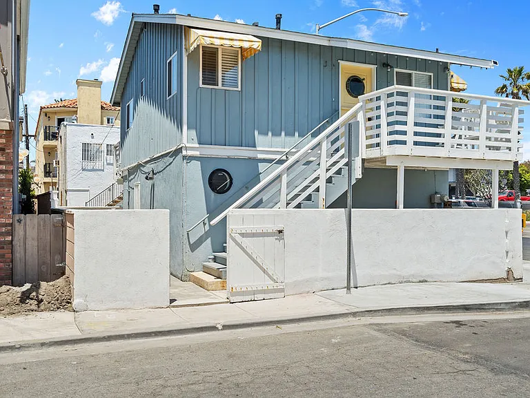 17061 Pacific Coast Hwy — Photo 19