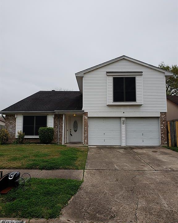 1st image of 20067 Crazy Horse Circle Dr