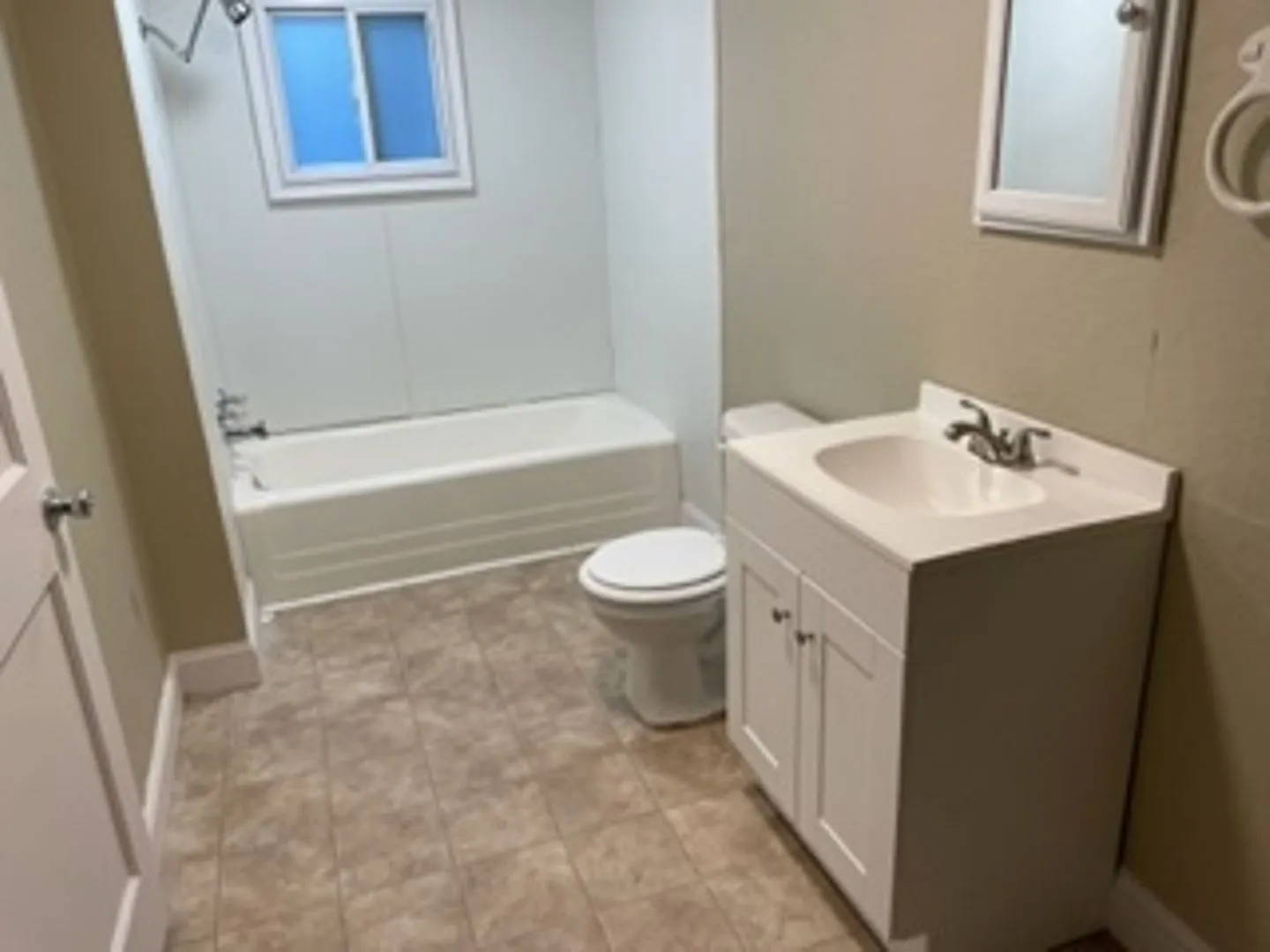 2/1 in Gastonia, NC - $100 refundable key deposit required — Photo 2
