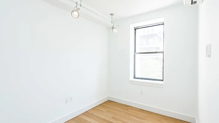 Rented by Nooklyn NYC LLC | media 86