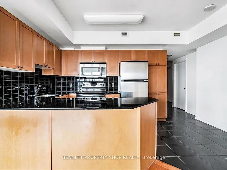 70 Landry St #1204 — Photo 5