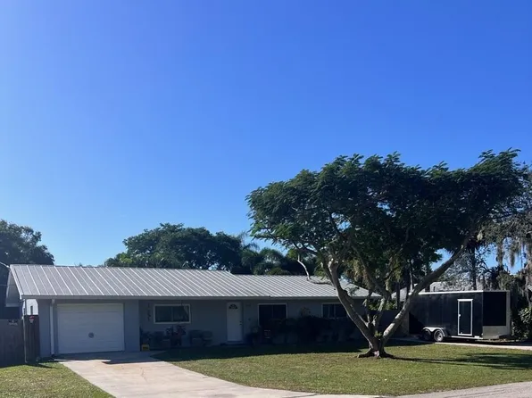 1138 SW 33rd Street, Palm City, FL 34990
