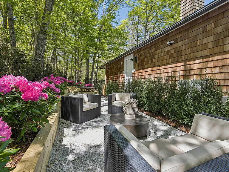 876 Millstone Rd — Photo 29