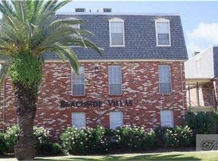 217 Church St APT 210, Galveston, TX 77550