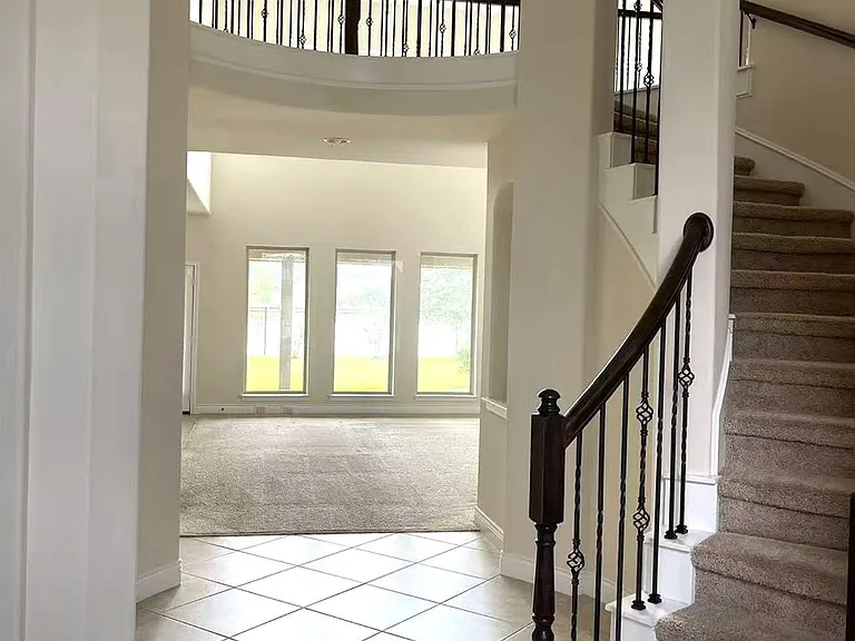 20323 Mary Point Ln — Photo 2