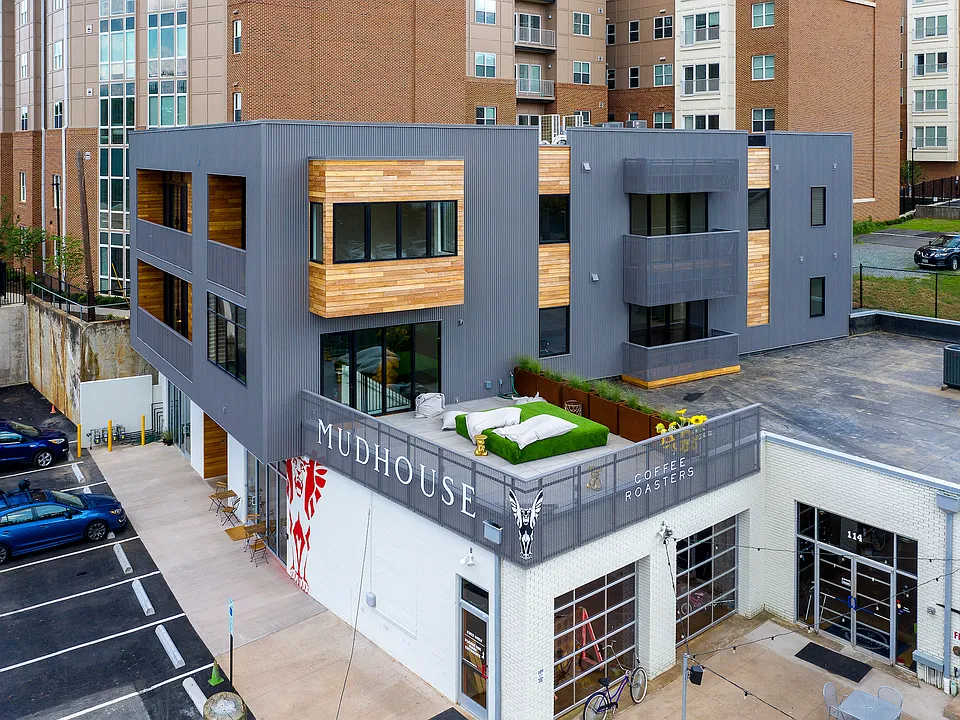 116 & 134 20th St NW