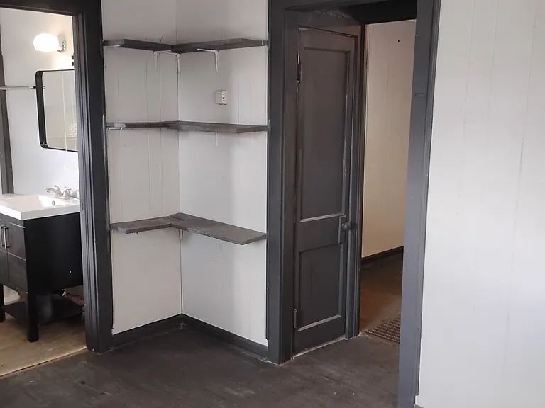 610 & 612 Cabell Dr #612-B — Photo 3
