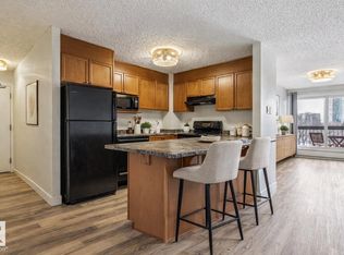 9715 110th St NW #404, Edmonton, AB