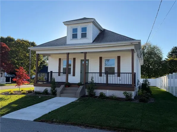 76 Rosella Ave, Pawtucket, RI 02861