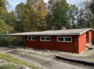 1534 Summit Dr, Charleston, WV 25302