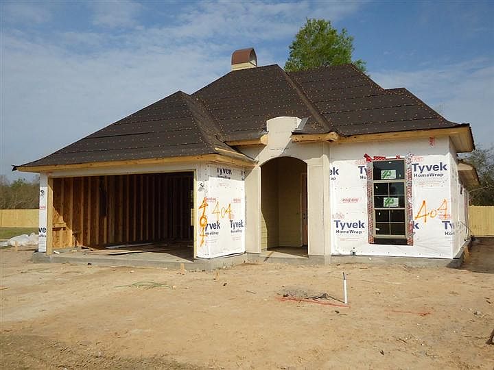 1st image of 404 Milton Estates Ln