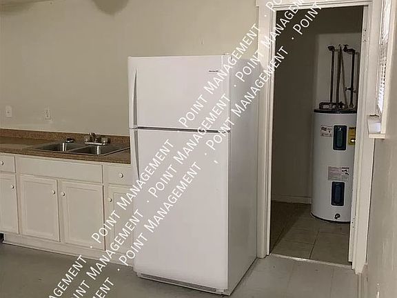 5th image of 622 Allison Ave SW APT 5