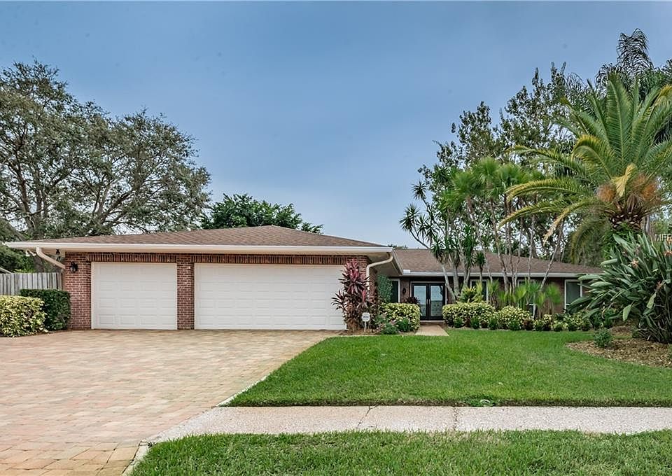 1st image of 2653 Augusta Dr N