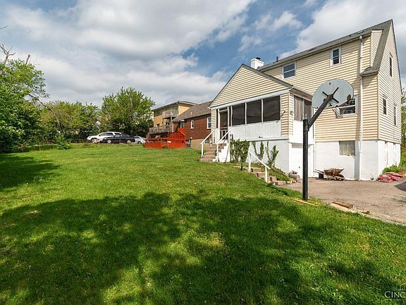 5th image of 2885 W Tower Ave