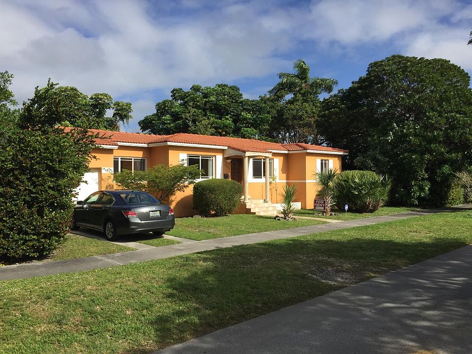 Quiet family oriented neighborhood