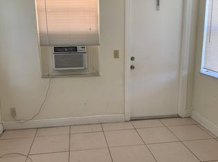 2438 Thomas St, Hollywood, FL 33020