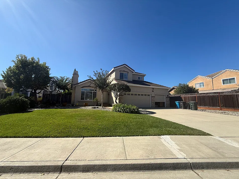 17275 Rosemary Cir