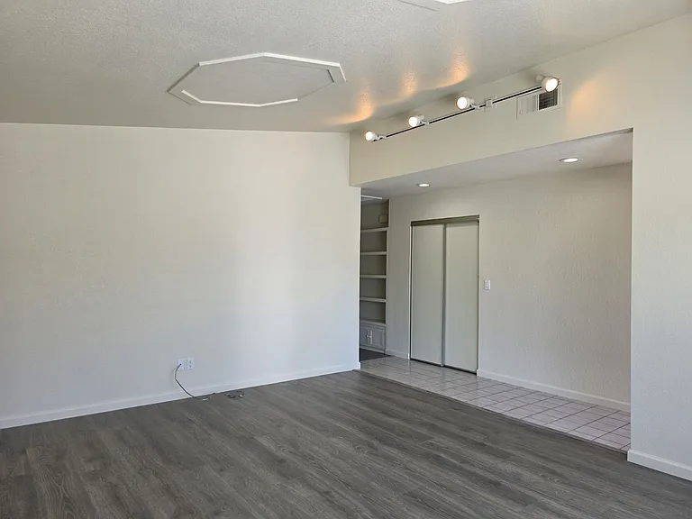4611 Harmony Pl — Photo 7