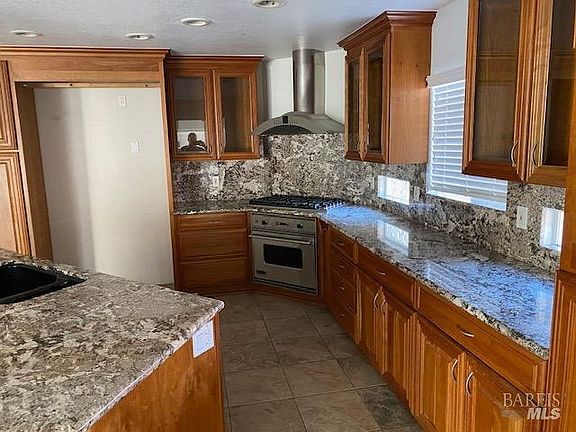 3rd image of 6151 Hillside Drive