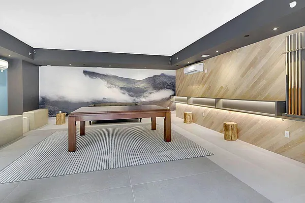 Rented by Artur Gutman, LREB | media 52