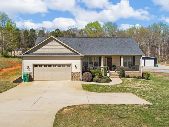 1529 Old Post Rd, Gaffney, SC 29340