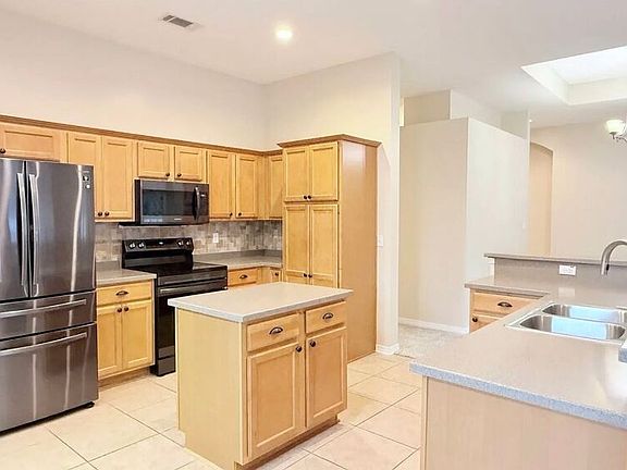 5th image of 5659 Tiger Woods Dr #Pro