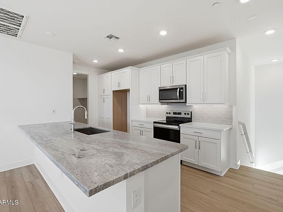 5th image of 2121 W SONORAN DESERT Drive #75