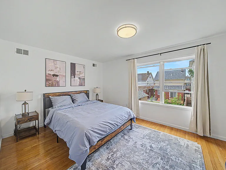315 Cross St — Photo 3