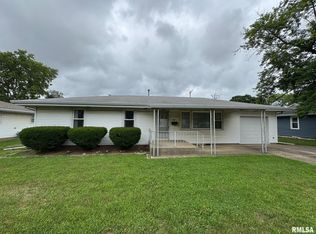 207 W Bond St, Morton, IL 61550