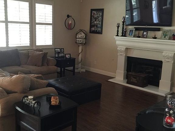2nd image of 132 Tuscan Grove Ct
