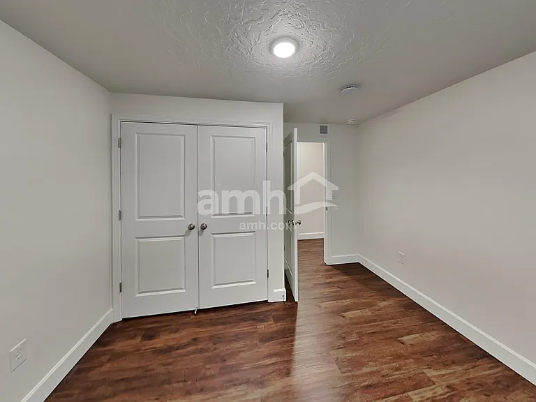 1278 Village Green Trl — Photo 10