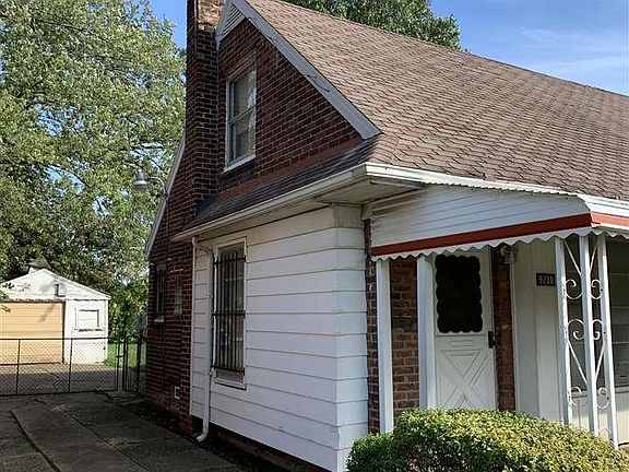 5th image of 9230 Grandville Ave