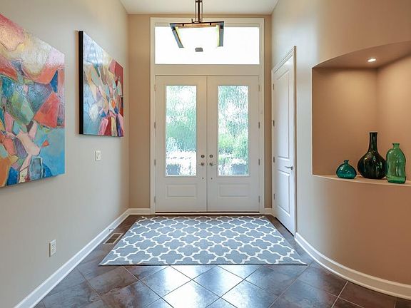 4th image of 7936 Preserve Ln