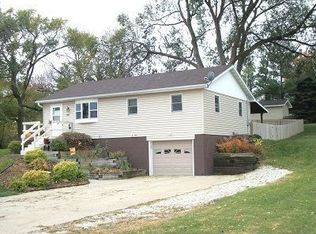 208 Vine St, Deloit, IA 51441