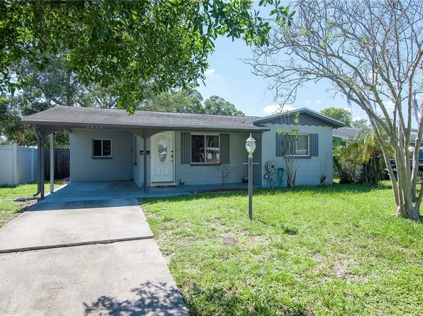5820 Magnolia St N, Saint Petersburg, FL 33703