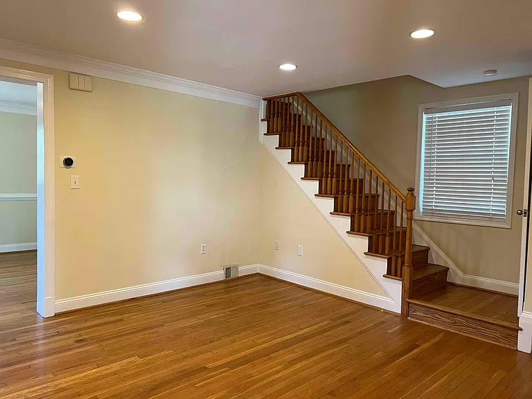 4717 Arlington Blvd — Photo 5