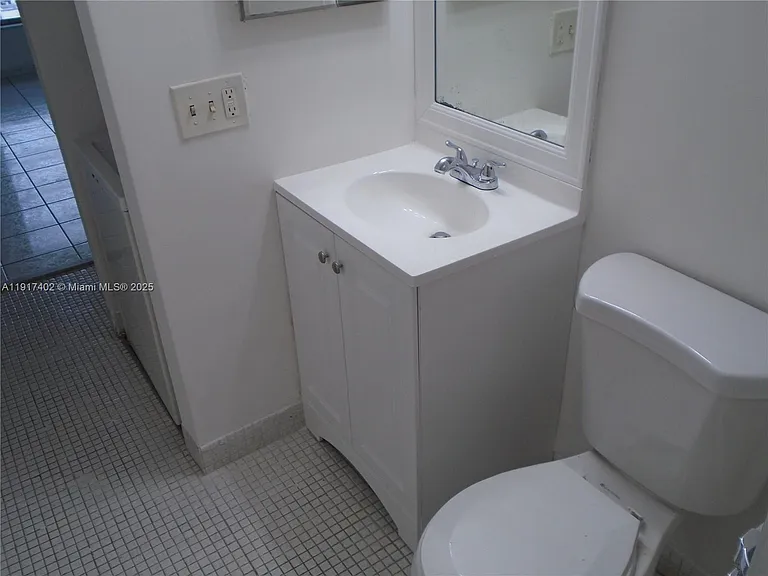 4174 Inverrary Dr #1004 — Photo 37