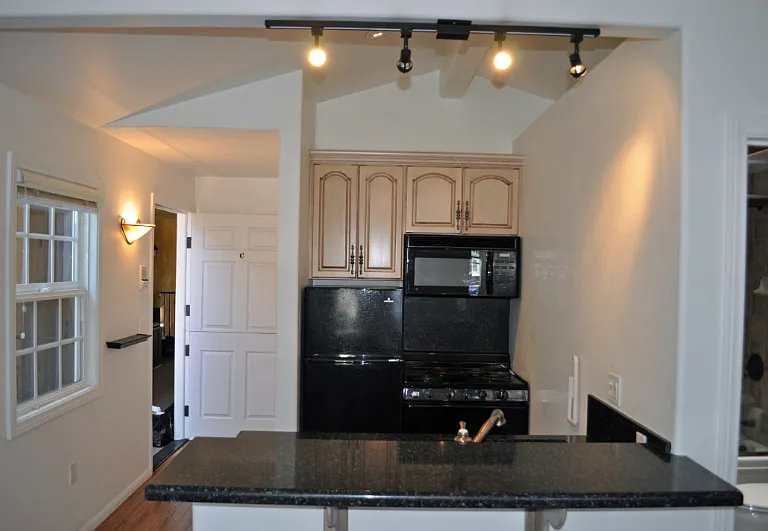 247 Broadway St #C — Photo 3