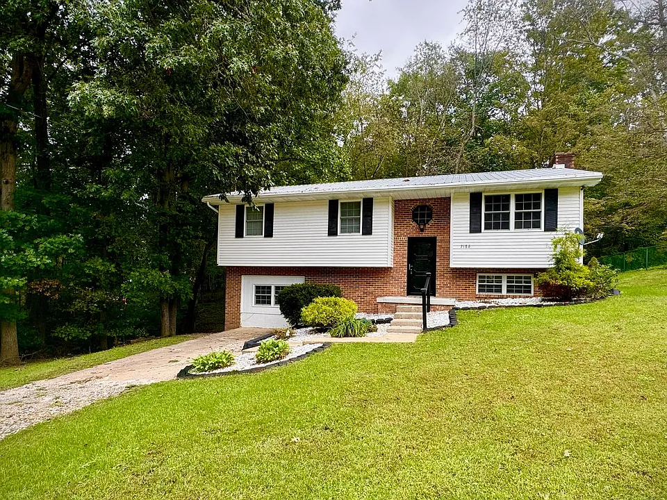 2186 Meadowview Dr