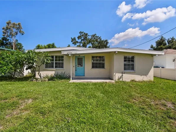 1206 8th St W, Palmetto, FL 34221