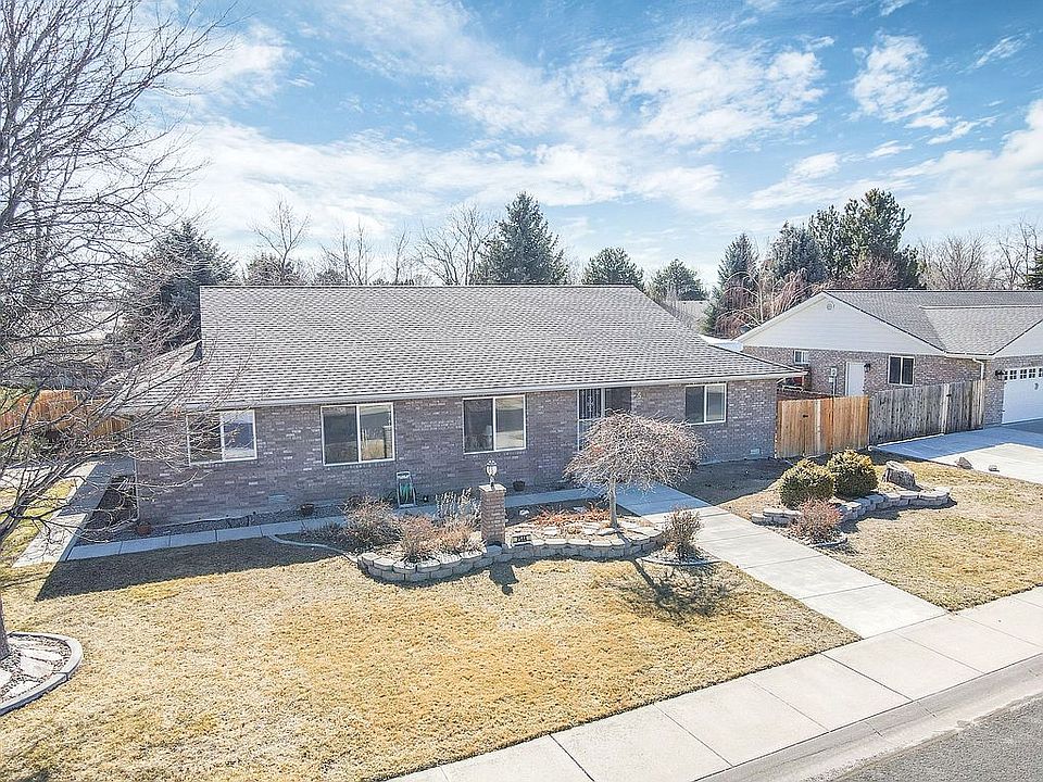1st image of 2544 Eastgate Dr