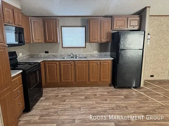 2nd image of 400 Fm 3168 Lot 366