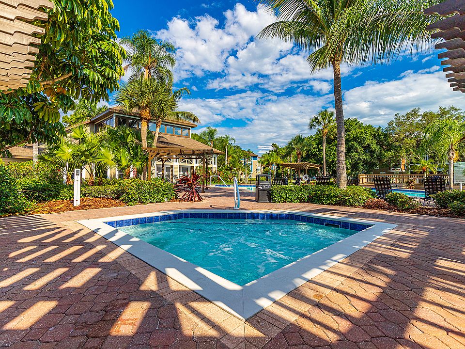 Resort-style amenities