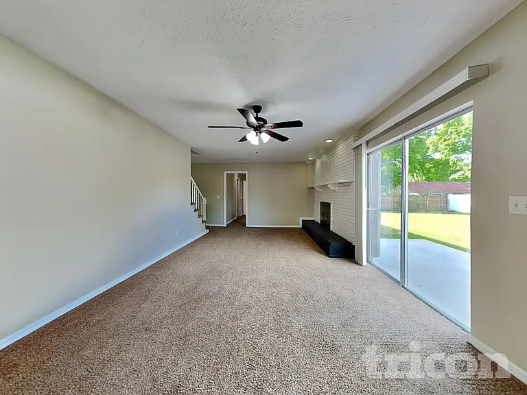 1807 N Waterman Dr — Photo 3