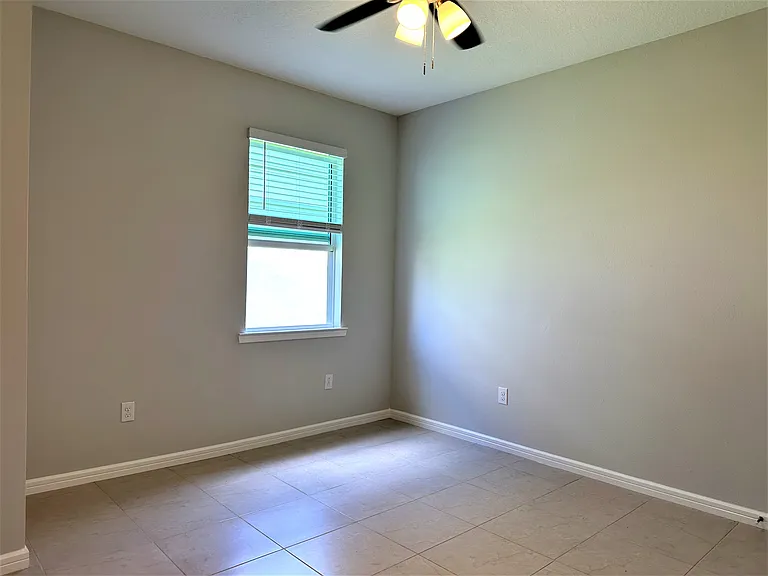 9426 Lamine Way — Photo 8