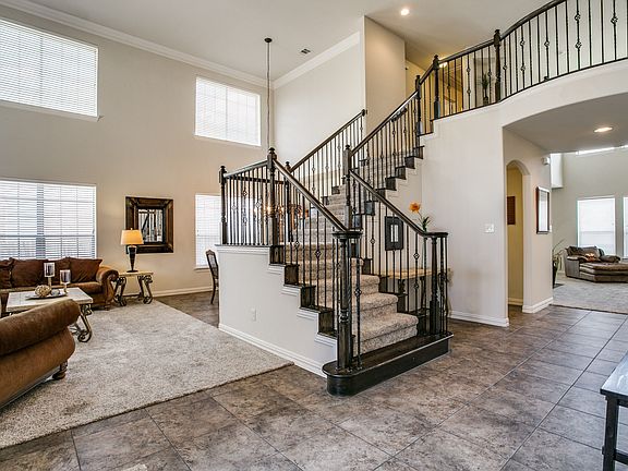 6706-bradford-estates-dr-sachse-tx-High-Res-3.jpg