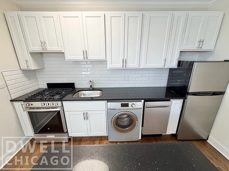 916-20 Greenbay Rd #3C — Photo 6