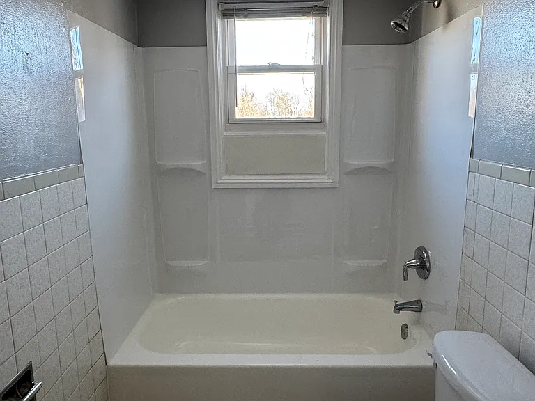 6222 Evergreen Blvd — Photo 9